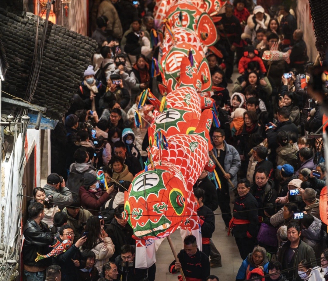 非遗旅游爆火，文旅产业集体“过年”