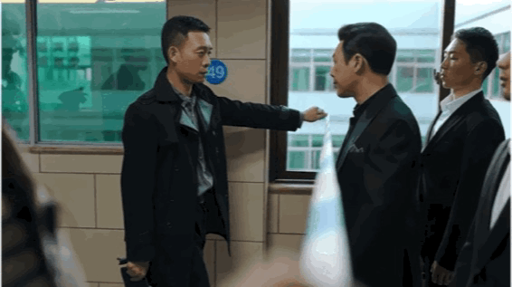 假如《狂飙》里的安欣是HR