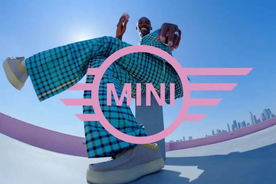 MINI召集全球创意业务比稿