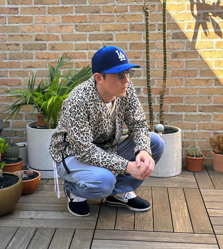 陈冠希设计"黑白功夫鞋",惨被吐槽成"寿鞋"!丑归丑,却被疯狂抢购!