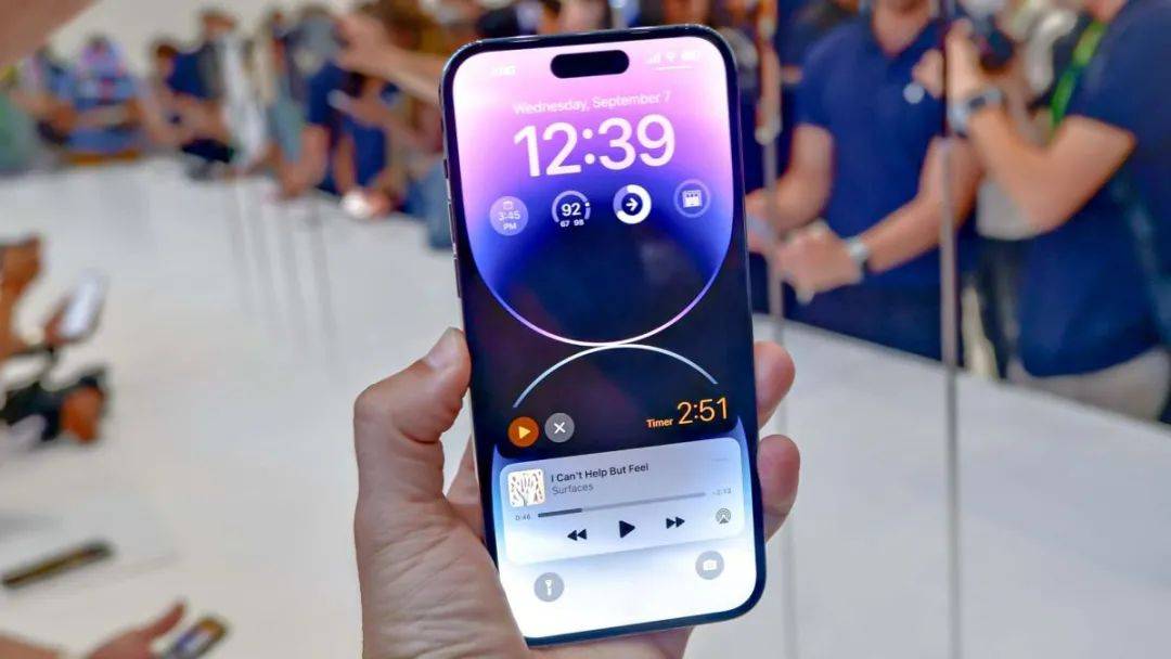 iPhone 14 系列刚发，就要停产了...