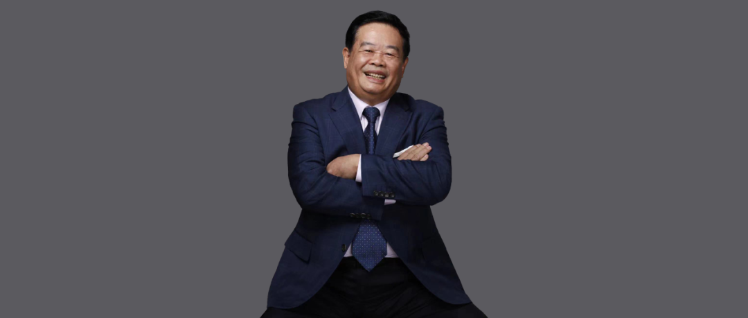 曹德旺100条思考解释了他为什么是中国最受敬重的企业家墙裂推荐