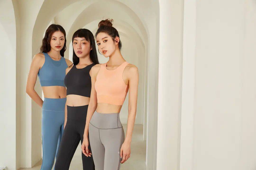 Lululemon：打不赢平替，割不动男人