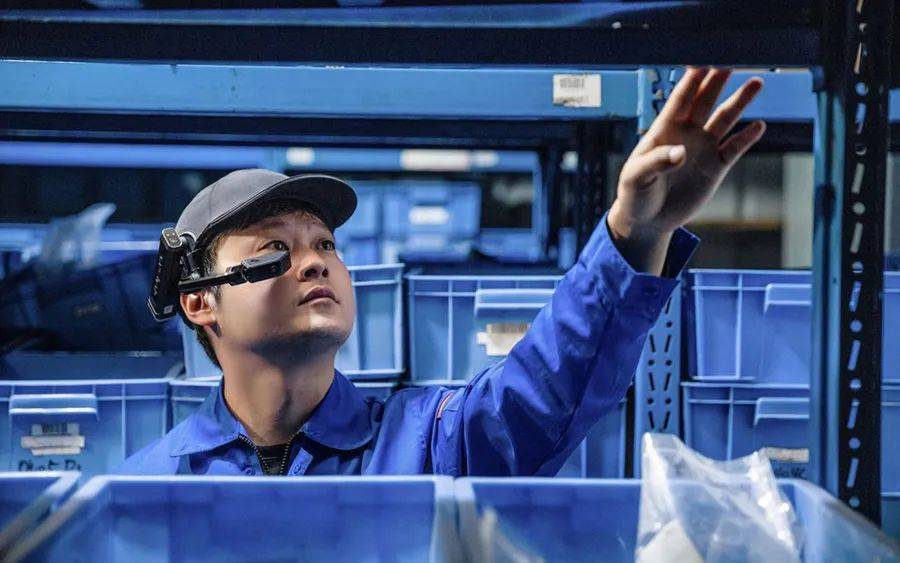 87日报：索尼将在CES 2023展示PSVR 2；PICO 4 新春礼盒预售开启