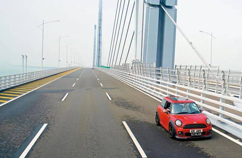 粤港跨境私家车，可继续免手续上港珠澳大桥！(粤港跨境车)