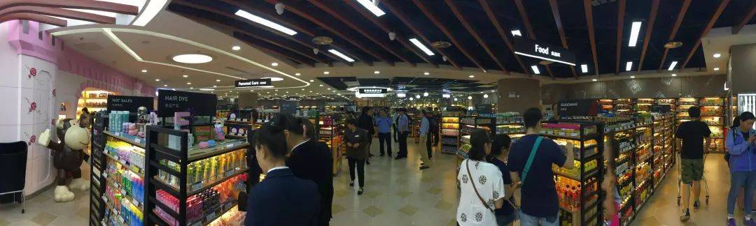 震惊，北京最黄金地段，这家跨境电商开出了6万多种高端进口商品超市！(如何开跨境实体店)