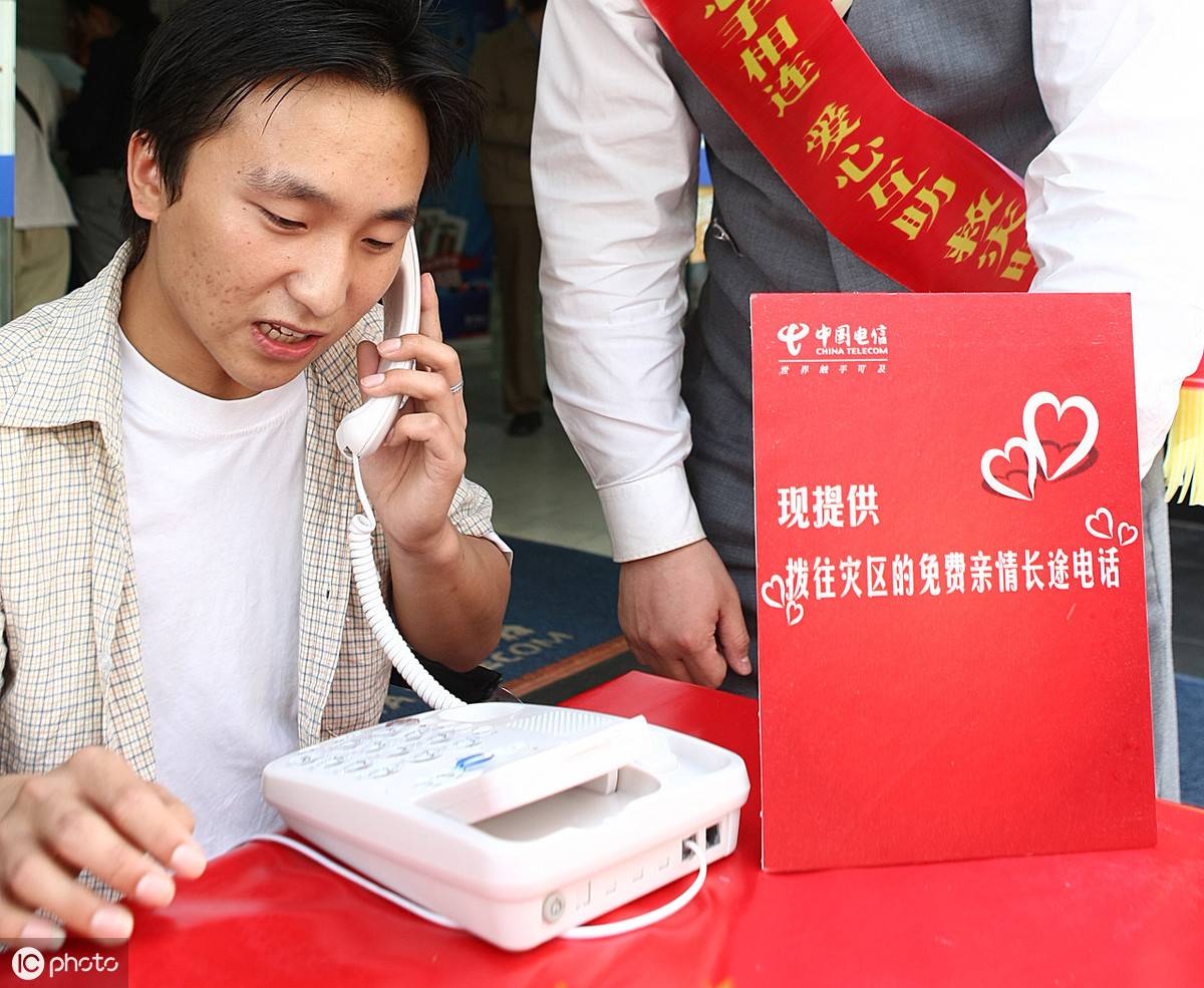 美国的电话号码怎么打（解读如何拨打国际电话）