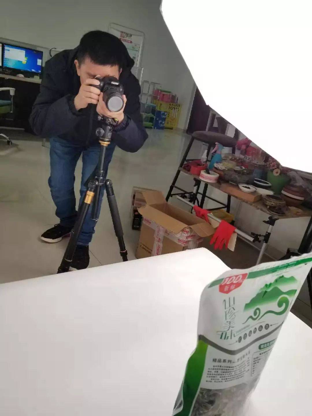 【体验新360行】电商营销员 把宝鸡农产品卖到全球！(宝鸡跨境电商)